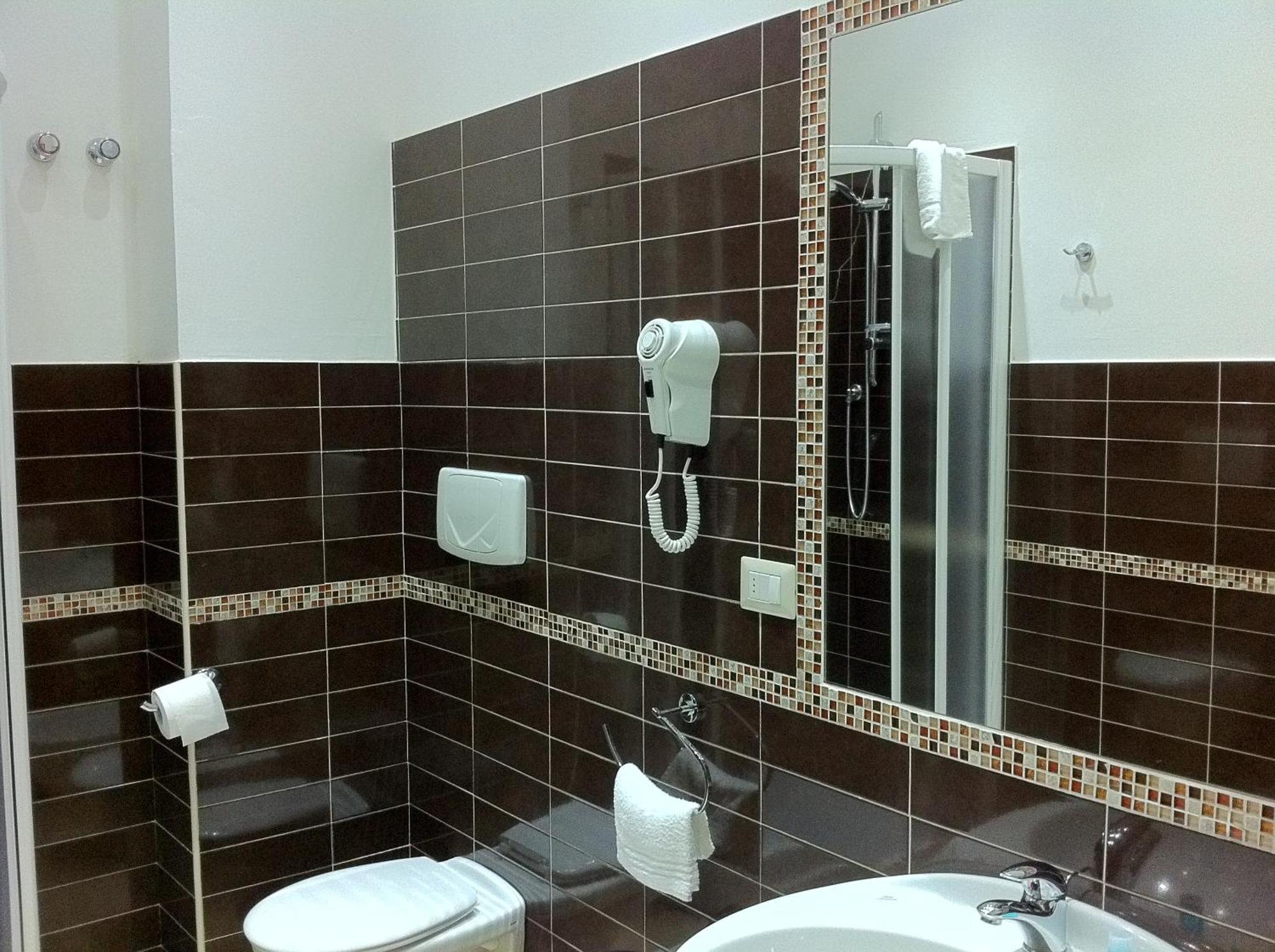 Hotel Europa Foggia Kültér fotó