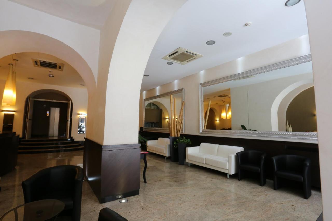 Hotel Europa Foggia Kültér fotó