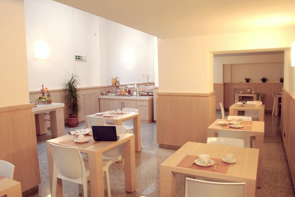 Hotel Europa Foggia Kültér fotó