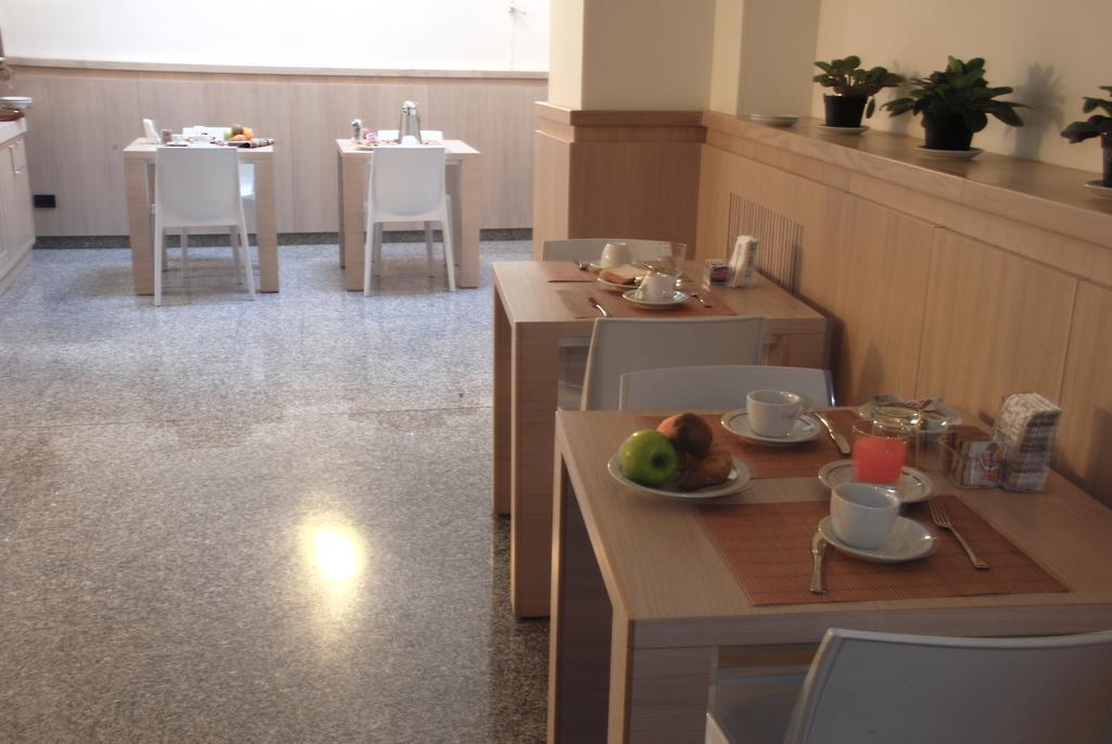 Hotel Europa Foggia Kültér fotó