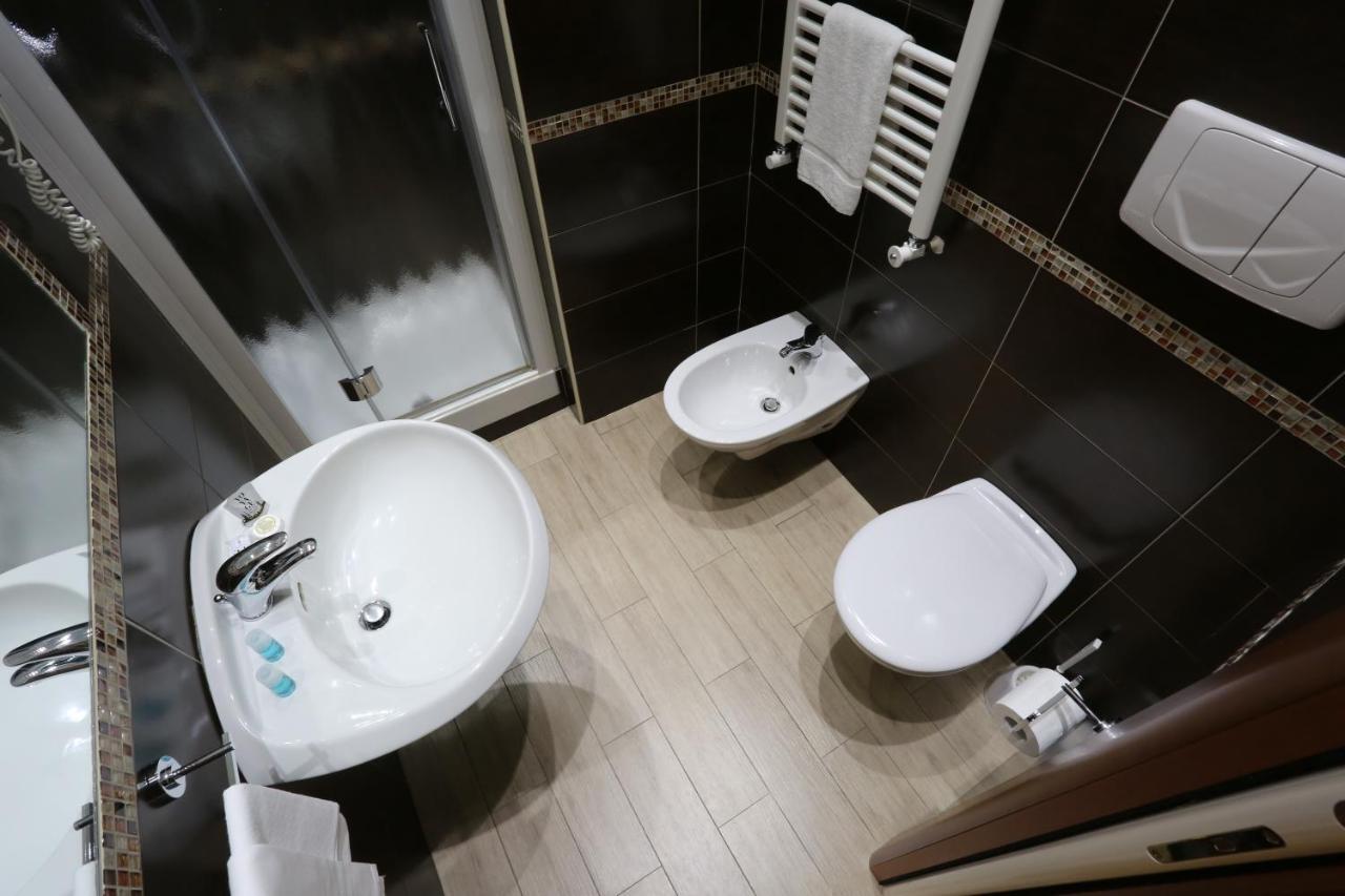 Hotel Europa Foggia Kültér fotó